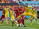 Ukrajinský Oleksandr Karavajev pi utkání Eura proti Severní Makedonii.