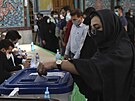 V Íránu volí nového prezidenta. (18. ervna 2021)