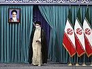 V Íránu volí nového prezidenta. Na snímku je nejvyí duchovní vdce ajatolláh...