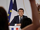 Francouzský prezident Emmanuel Macron ped odjezdem na summit G7 (10. ervna...