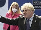 Britský premiér Boris Johnson pijídí na summit elních pedstavitel zemí...