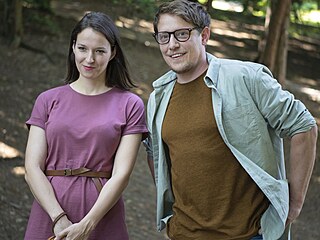 Z natáčení filmu Řekni to psem - Berenika Kohoutová, Štěpán Benoni