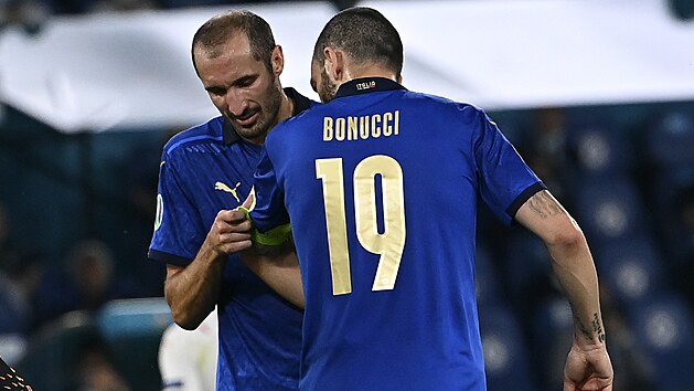 Giorgio Chiellini pedv psku ped vystdnm svmu kolegovi z italsk...