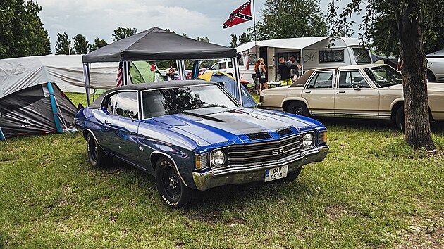 Nejen Corvette a Camaro si fanouci americkch sval spojuj se znakou Chevrolet. Ale teba tak Chevelle Malibu SS (1971).