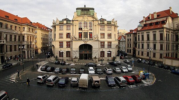 Budova praského magistrátu na Mariánském námstí. (Ilustraní snímek)