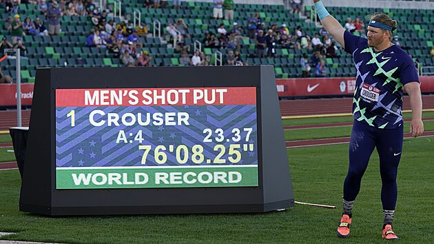 Americk koula Ryan Crouser vytvoil na domcm ampiontu v Eugene vkonem 23,37 nov svtov rekord.