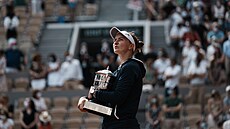SENZACE. Barbora Krejíková slaví titul z grandslamového Roland Garros. 