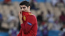 panlský útoník Álvaro Morata lituje spálené ance v utkání se védskem.