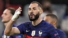 Francouzský útoník Karim Benzema bhem utkání fotbalového Eura proti Nmecku.