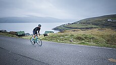 Cesta za spln�ním �ivotní a sportovní výzvy v podob� deseti dlouhých triatlon�...