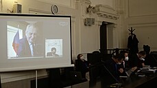 Prezident Miloš Zeman ve středu přes videokonferenci svědčí v kauze Mostecké...