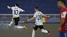 Argentinský kapitán Lionel Messi slaví svůj gól na  Copa América.