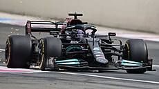 Lewis Hamilton z Mercedesu v kvalifikaci Velké ceny Francie F1.