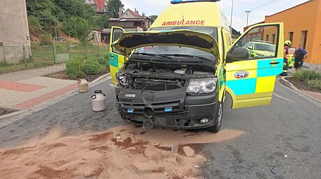 Havárie sanitky a osobního auta v astolovicích (24. 6. 2021)
