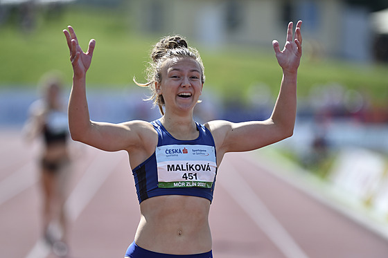 Barbora Malíková ovládla na MR bh na 400 metr.