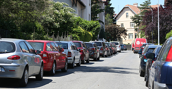 Z ulic brněnské Masarykovy čtvrti se stává parkoviště park and ride. Řidiči tu...