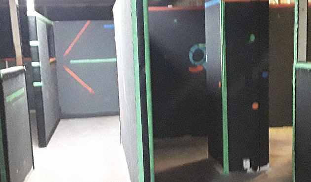 Při explozi v opravované laser aréně v Přerově se popálili dva lidé