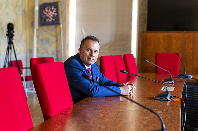 Univerzitu Palackého v Olomouci nov vede Martin Procházka. Chce, aby vysoká...