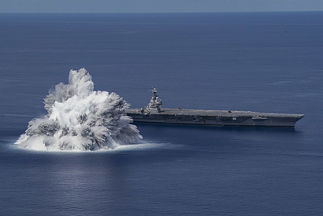 Do oblasti Blízkého východu vyplula už druhá americká letadlová loď