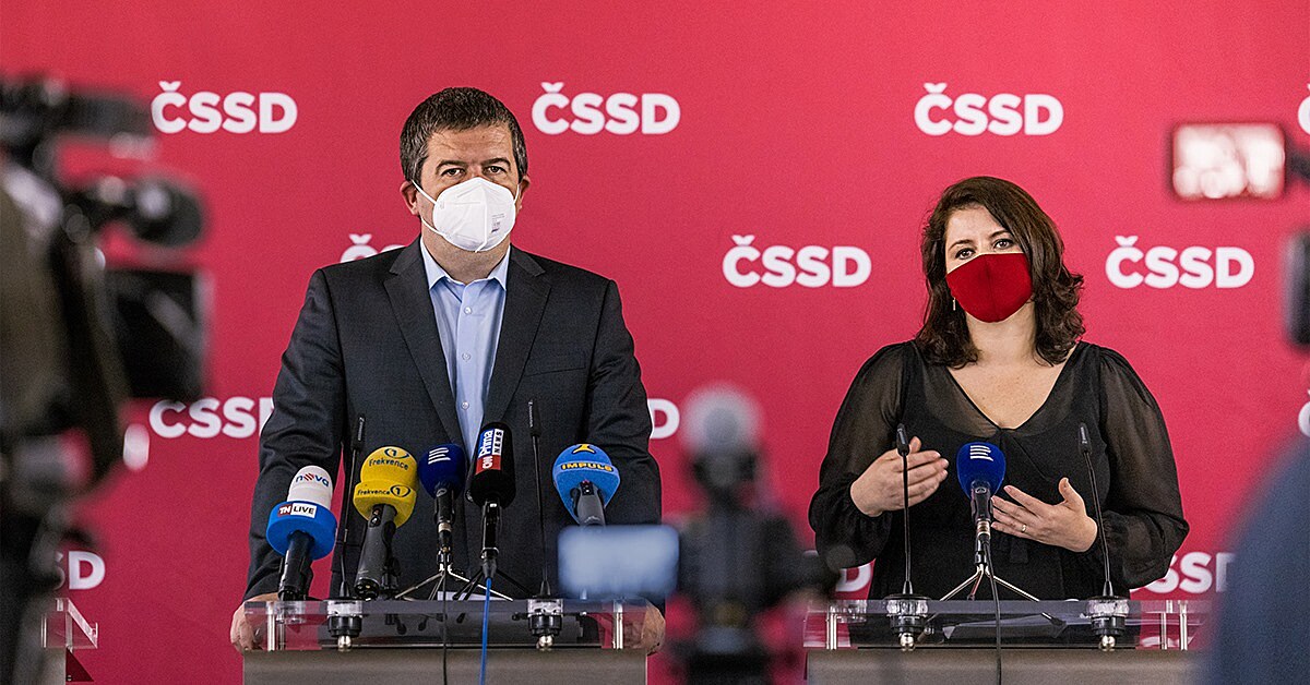P�edseda �SSD, ministr vnitra Jan Hamá�ek a místop�edsedkyn� �SSD, ministryn�...