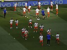 Nizozemtí fotbalisté na rozcvice v Puskás Arén