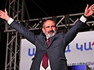 Arménský úadující pedseda vlády a vdce strany Civilní smlouvy Nikol Painjan...