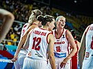 eské reprezentantky bhem utkání s Chorvatskem na ME v basketu 2021.