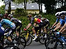 Belgian Wout van Aert v dresu národního ampiona bhem první etapy Tour de...