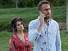 Ryan Reynolds a Salma Hayek ve filmu Zabijákova ena & bodyguard (2021)