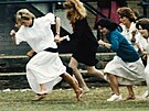 Princezna Diana b�hem sportovního dne na �kole ve Wetherby, kam chodil princ...