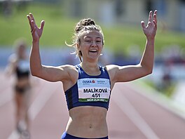 Barbora Malkov ovldla na MR bh na 400 metr.