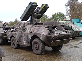 Protiletadlový systém 9K31 Strela 1M byl vyzbrojen čtyřmi řízenými střelami...