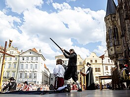 Na Staromstském námstí probhla rekonstrukce popravy 27 eských pán. (21....