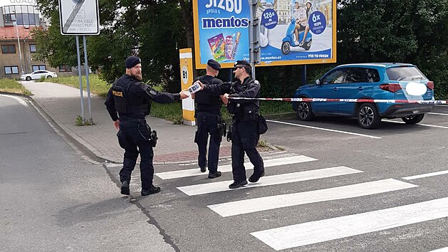 Policist evakuovali obchodn dm ve Frdku- Mstku kvli nlezu podezelho pedmtu. (27. ervna 2021)