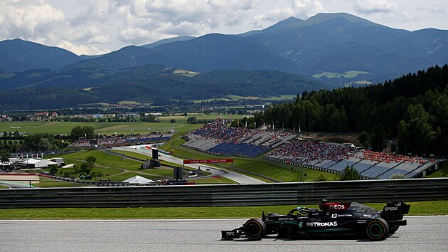 Zvodnk Mercedesu Lewis Hamilton na GP trska F1