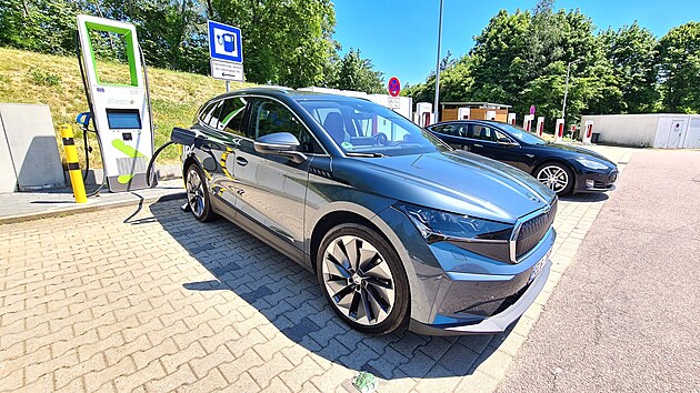 koda vyrobila u 100 tisc elektroaut. Dal zkaznky maj pilkat men a levnj modely ne Enyaq