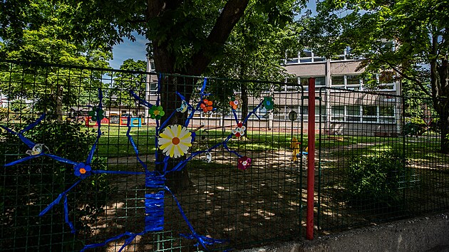 Mateřská školka Třebechovická v Hradci králové čeká na opravu (15. 6. 2021).