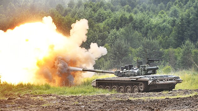 Den pozemního vojska Bahna 2021 s ukázkami historické techniky se konal 26. června 2021 v obci Strašice na Rokycansku. Na snímku tank T72M.