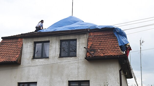 Slab torndo se prohnalo i obc Stebno na Lounsku. I ono ale pchalo velk kody ( 25. 6. 2021).