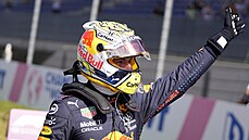 Max Verstappen po kvalifikaci na Velkou cenu týrska formule 1.