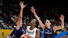 Momentka z finále ME Srbsko vs Francie.