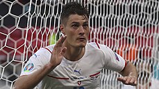 �eský úto�ník Patrik Schick po gólu na 2:0 v osmifinále ME