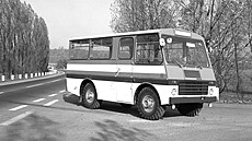 Prototyp autobusu Karosa na podvozku GAZ-66