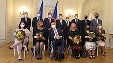 Ministři a ministryně Babišovy vlády přijeli 28. června 2021 před 13:00 na... | na serveru Lidovky.cz | aktuální zprávy