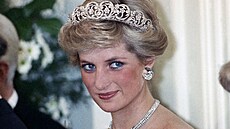 Princezna Diana na recepci prezidenta NSR Richarda von Weizsackera (Bonn, 2....