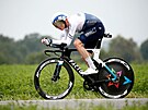 Chris Froome na trati první ze dvou asovek Tour de France.