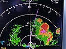 Bou�kov� mraky na radaru Boeingu 737 nad jihem Moravy kr�tce p�ed �derem...