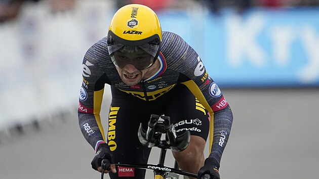 Roglič ztratil na Pogačara v první časovce Tour de France 44 sekund. Z lídrů na celkové pořadí to ale bylo nejméně.