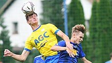 Teplický Jan Knapík hlavikuje v píprav proti Varnsdorfu.