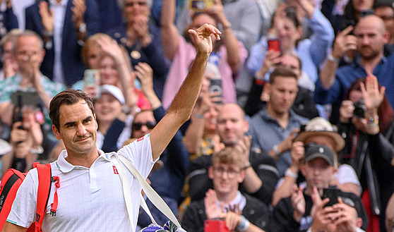 Roger Federer se louí s Wimbledonem